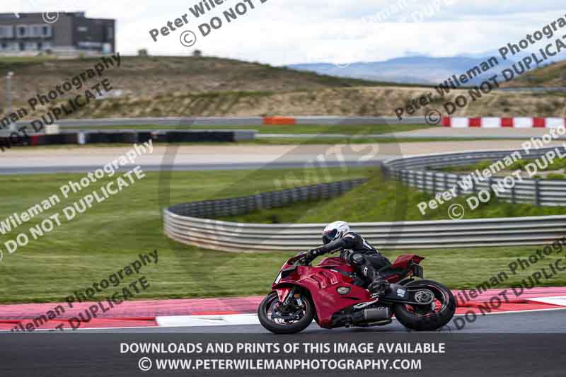 cadwell no limits trackday;cadwell park;cadwell park photographs;cadwell trackday photographs;enduro digital images;event digital images;eventdigitalimages;navarra;no limits trackdays;peter wileman photography;racing digital images;trackday digital images;trackday photos